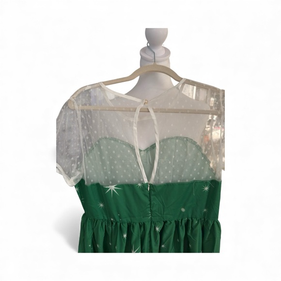 Christmas dress, very light weight 1XL
See pictures for measurements - Picture 3 of 8